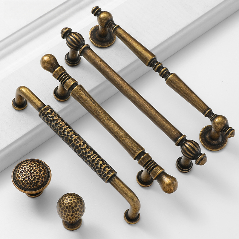 Unique Furniture Hardware - Tirador de Gabinete de Cobre Antiguo