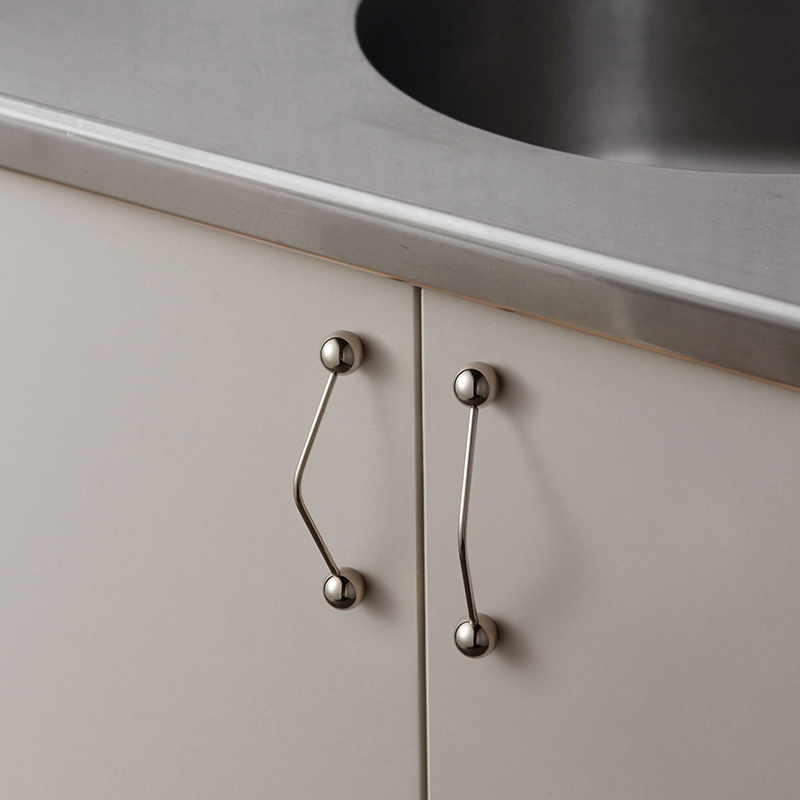 Goo-Ki-tiradores de muebles de - Unique Furniture Hardware reseña y precio